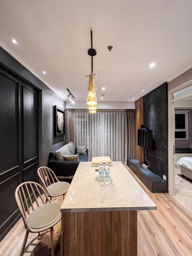 R30 Apartemen Gateway Pasteur 2Br Daymentroom Bandung Exteriér fotografie