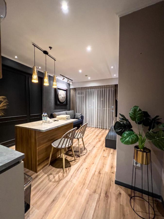 R30 Apartemen Gateway Pasteur 2Br Daymentroom Bandung Exteriér fotografie